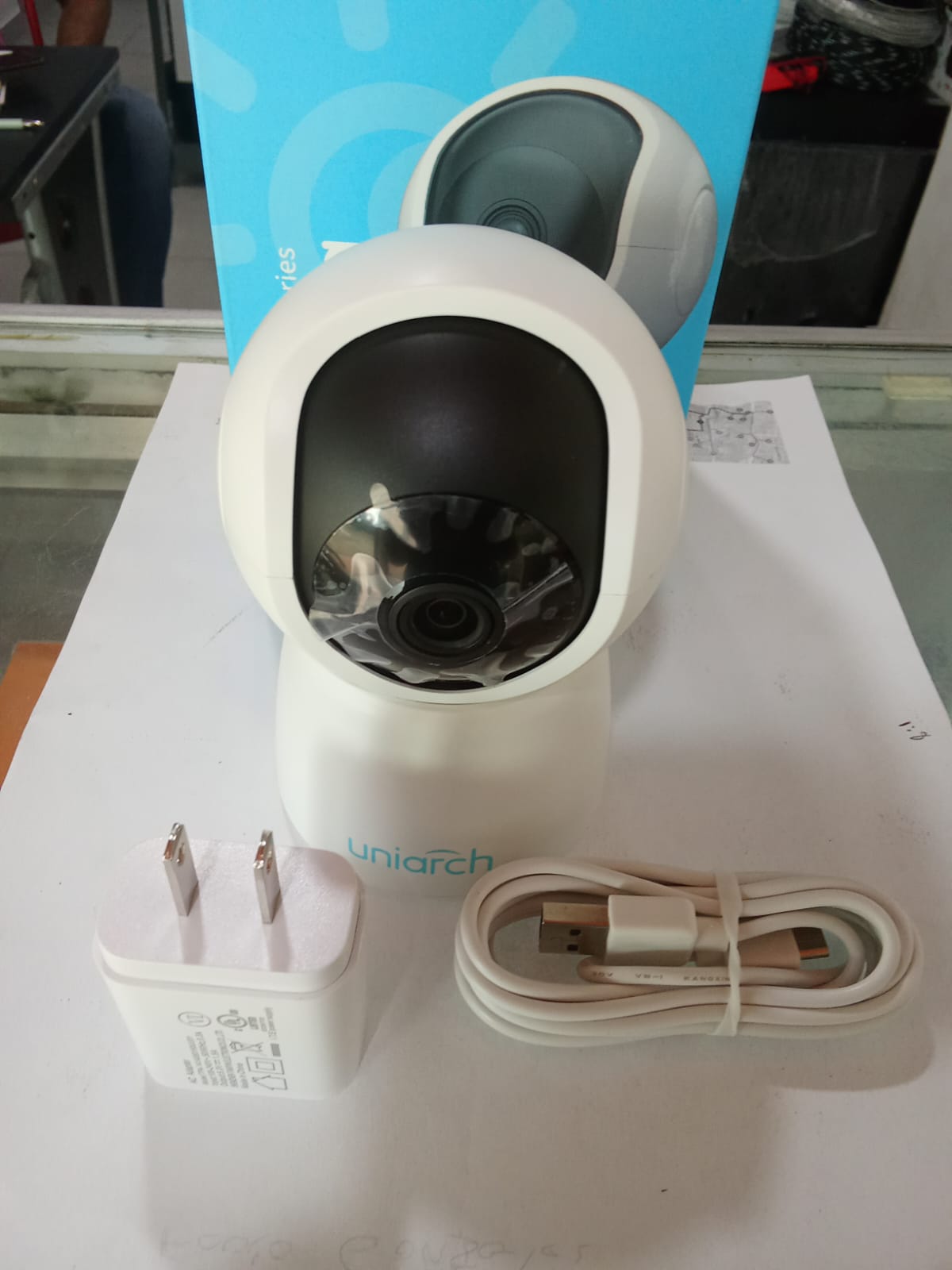 Cámara WiFi Uniarch IP Full HD con Audio